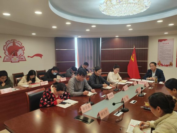 209c7a40ff7bd15e3efbd57a1d1cb3d2